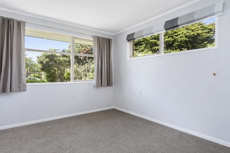 Photo of property in 281 Shakespeare Street, Leamington, Cambridge, 3432