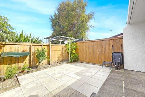 Photo of property in 8 Raukura Place, Koutu, Rotorua, 3010