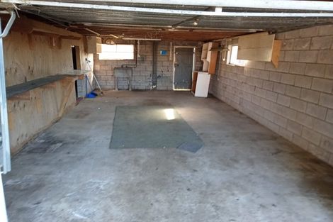 Photo of property in 26 Eastglen Road, Glen Eden, Auckland, 0602