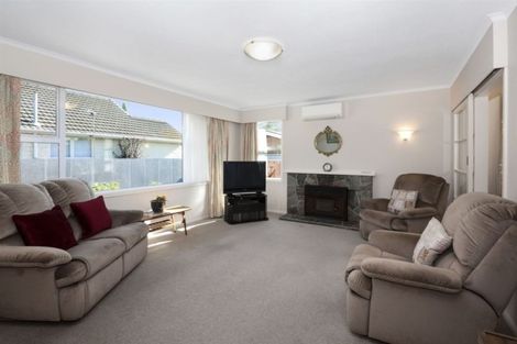 Photo of property in 82 Teesdale Street, Burnside, Christchurch, 8053