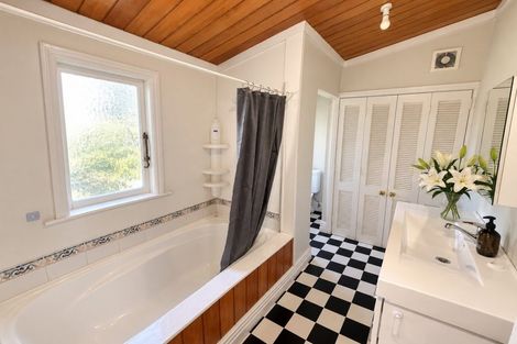 Photo of property in 10 David Street, Bayswater, Auckland, 0622