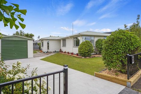 Photo of property in 4 Walker Place, Rangiora, 7400