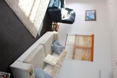 Photo of property in 8 Vardon Road, St Andrews, Hamilton, 3200