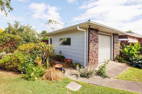 Photo of property in 14 Wedgwood Grove, Highbury, Palmerston North, 4412
