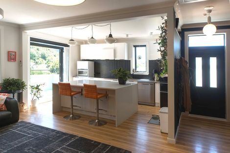 Photo of property in 1/338 Karori Road, Karori, Wellington, 6012