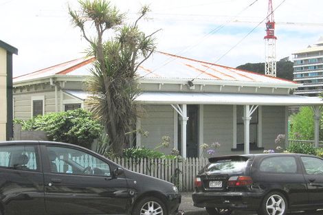 Photo of property in 4 Nikau Street, Newtown, Wellington, 6021