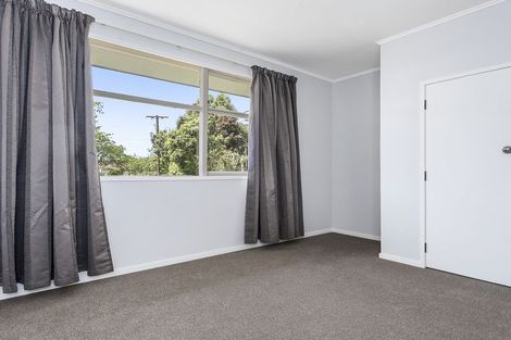 Photo of property in 281 Shakespeare Street, Leamington, Cambridge, 3432