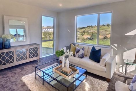 Photo of property in 10 Bine Crescent, Orewa, 0931