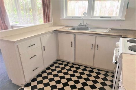 Photo of property in 65 Thomas Street, Stokes Valley, Lower Hutt, 5019