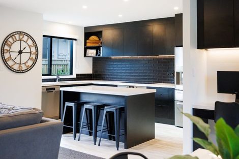 Photo of property in 58 Kanuka Drive, Hokowhitu, Palmerston North, 4410