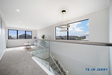 Photo of property in 17 Kaitiaki Drive, Clarks Beach, 2122