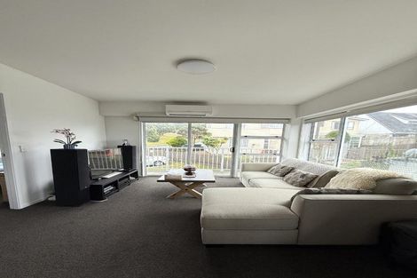 Photo of property in 12/32 Akaroa Drive, Maupuia, Wellington, 6022