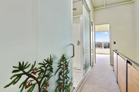 Photo of property in Qba Apartments, 4e/51 Webb Street, Mount Cook, Wellington, 6011