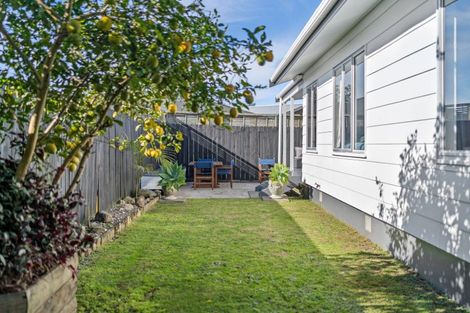 Photo of property in 84a Eversham Road, Mount Maunganui, 3116