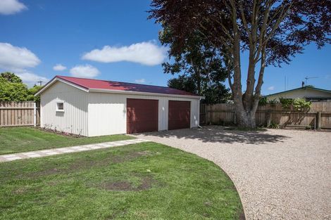 Photo of property in 281 Shakespeare Street, Leamington, Cambridge, 3432