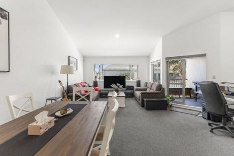 Photo of property in 4/45 Tawa Street, Mount Maunganui, 3116