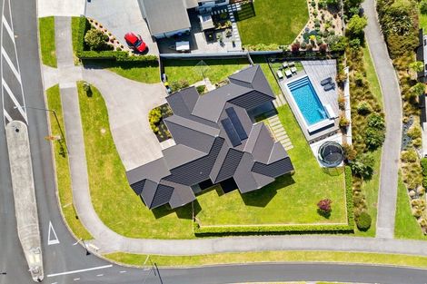 Photo of property in 2 Moemoea Place, Cambridge, 3434