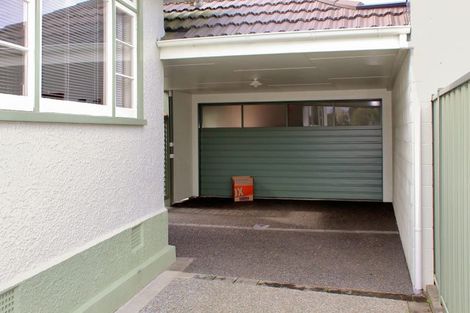 Photo of property in 12 Saint Albans Avenue, Hokowhitu, Palmerston North, 4410