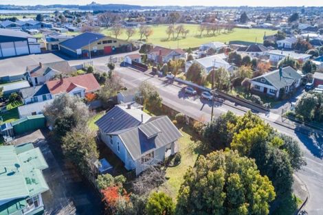 Photo of property in 27 Victoria Street, Levin, 5510