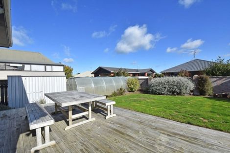 Photo of property in 708 Queens Drive, Waikiwi, Invercargill, 9810