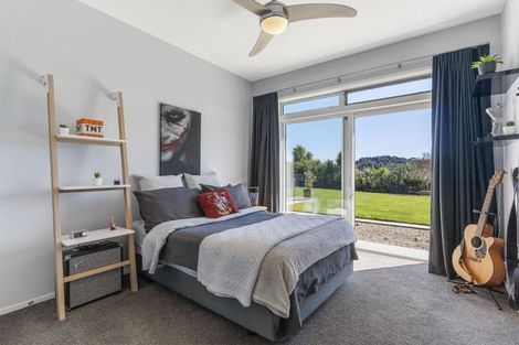 Photo of property in 35 Polo Lane, Whitford, Manurewa, 2576
