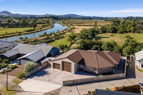 Photo of property in 38 Noble Johnston Drive, Katikati, 3129