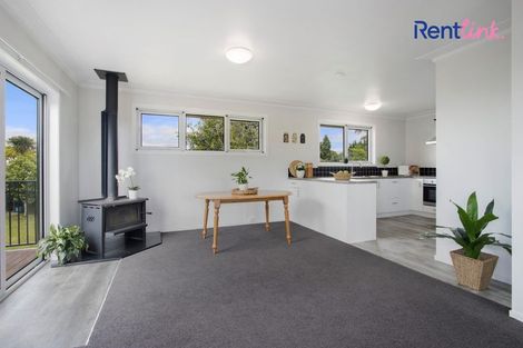 Photo of property in 19 Binnie Road, Katikati, 3129