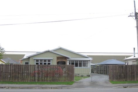 Photo of property in 25 Northcote Road, Northcote, Christchurch, 8052
