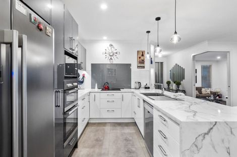 Photo of property in 60 Adler Drive, Ohauiti, Tauranga, 3112