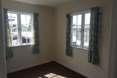 Photo of property in 1/31 Solveig Place, Randwick Park, Auckland, 2105