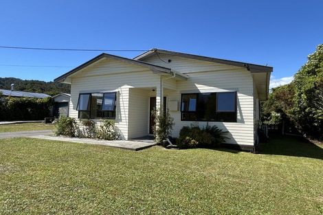 Photo of property in 33 Stafford Street, Blackball, 7804