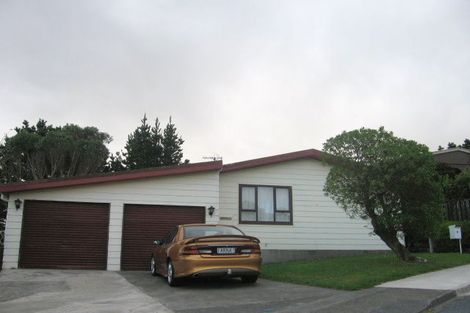 Photo of property in 8 Tortola Crescent, Grenada Village, Wellington, 6037