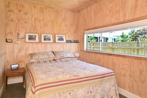 Photo of property in 176 Mahia East Coast Road, Mahia, 4198