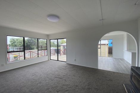 Photo of property in 72 Finlayson Avenue, Clendon Park, Auckland, 2103