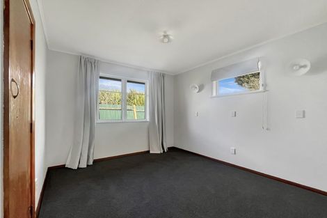 Photo of property in 10 Somerset Crescent, Highbury, Palmerston North, 4412