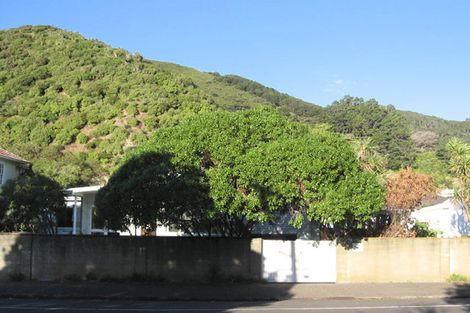 Photo of property in 85 Oroua Street, Eastbourne, Lower Hutt, 5013