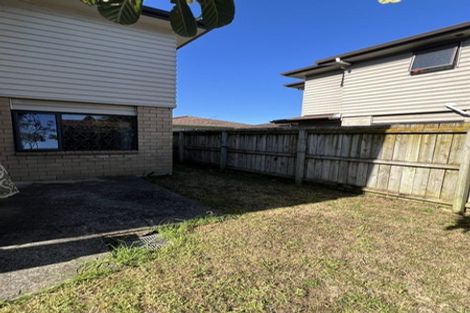 Photo of property in 15a York Road, Papatoetoe, Auckland, 2104