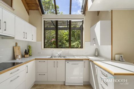 Photo of property in 1/139a Mokoia Road, Birkenhead, Auckland, 0626