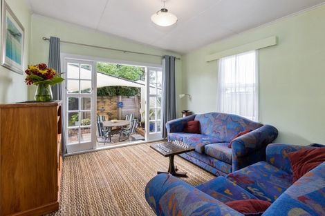 Photo of property in 214 Wolseley Street, Mayfair, Hastings, 4122