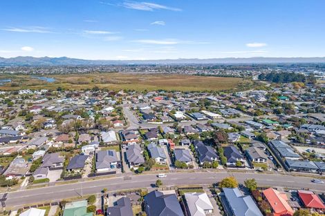 Photo of property in 1/29 Heathglen Avenue, Parklands, Christchurch, 8083