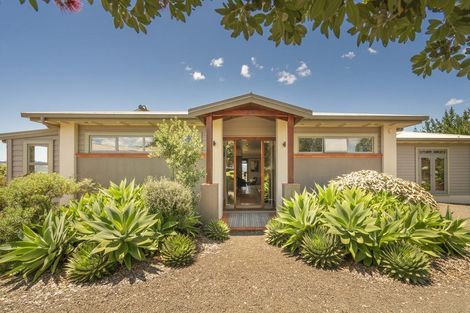 Photo of property in 92 Comers Road, Kaimarama, Whitianga, 3591