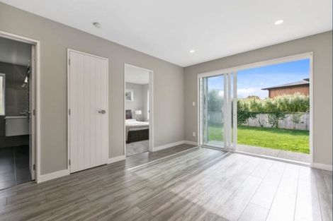 Photo of property in 12 Seaview Crescent, Hatfields Beach, Orewa, 0931