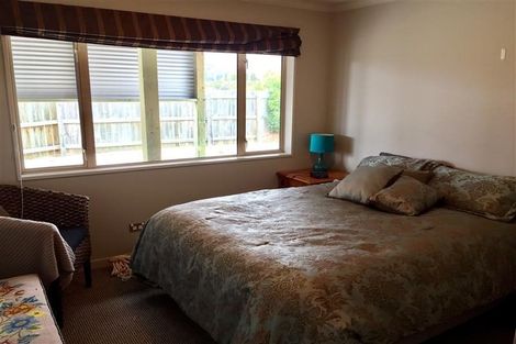 Photo of property in 2 Ash Avenue, Albert Town, Wanaka, 9305