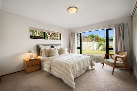 Photo of property in 3 Bryn Mawr Place, Albany, Auckland, 0632