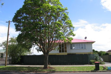 Photo of property in 7 Armagh Road, Blockhouse Bay, Auckland, 0600