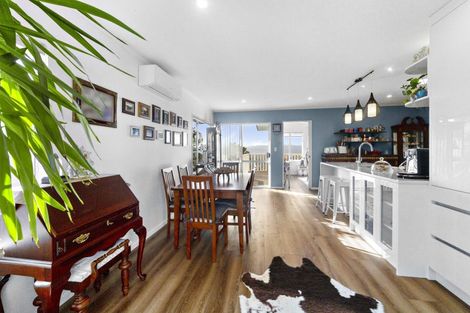 Photo of property in 89 Ashton Fitchett Drive, Brooklyn, Wellington, 6021