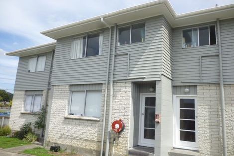 Photo of property in 2/62 Martin Street, Wallaceville, Upper Hutt, 5018