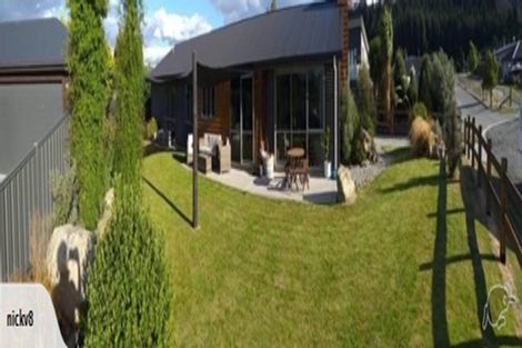 Photo of property in 5 Criffel Place, Luggate, Cromwell, 9383