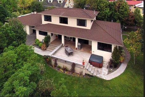 Photo of property in 4 Reeve Drive, Havelock North, 4130