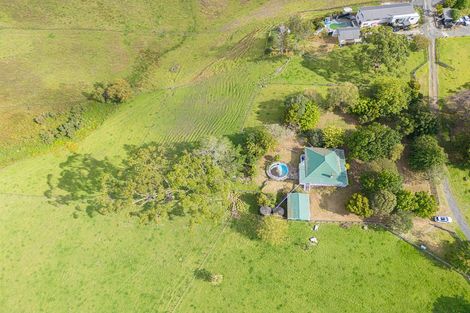 Photo of property in 22 Hafton Road, Kaukapakapa, 0984